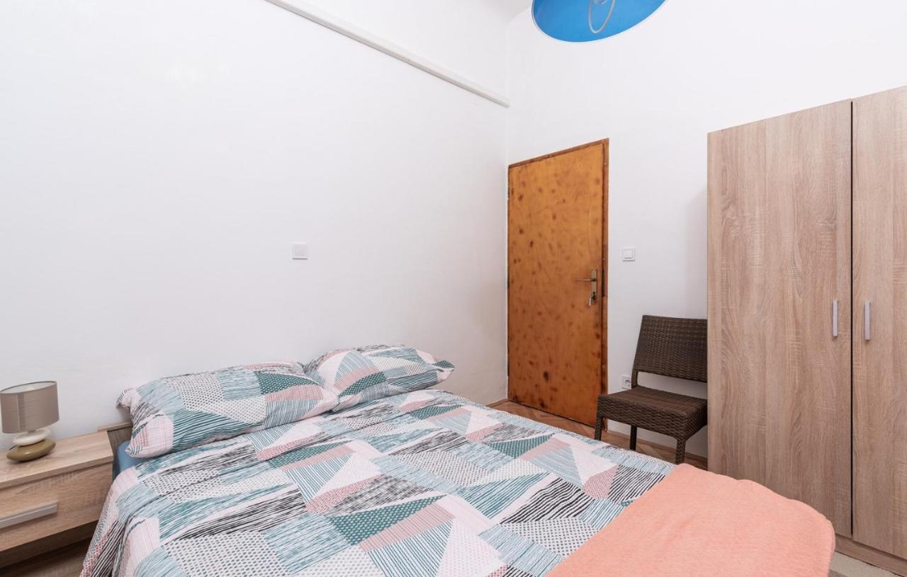 Fatoric Rooms Porec Exterior photo
